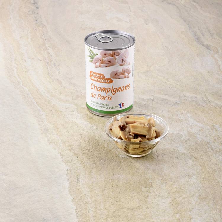 Les Morceaux et pieds de Champignons de Paris