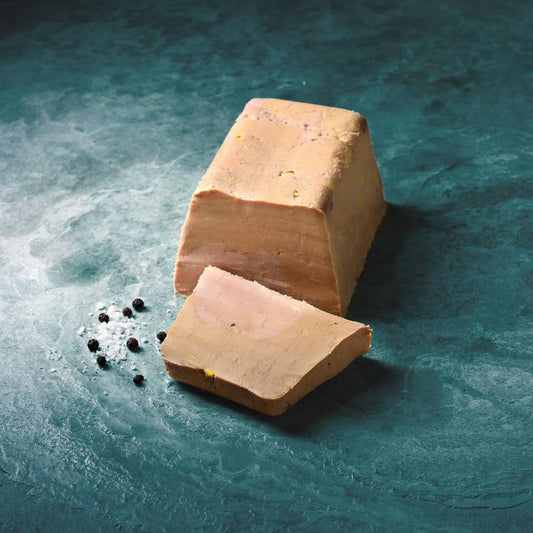Le Foie gras de canard entier mi-cuit à la fleur de sel