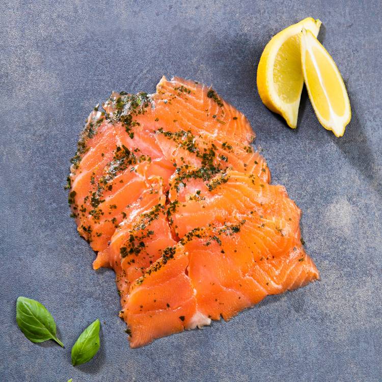 Les Emincés de truite marinée au basilic